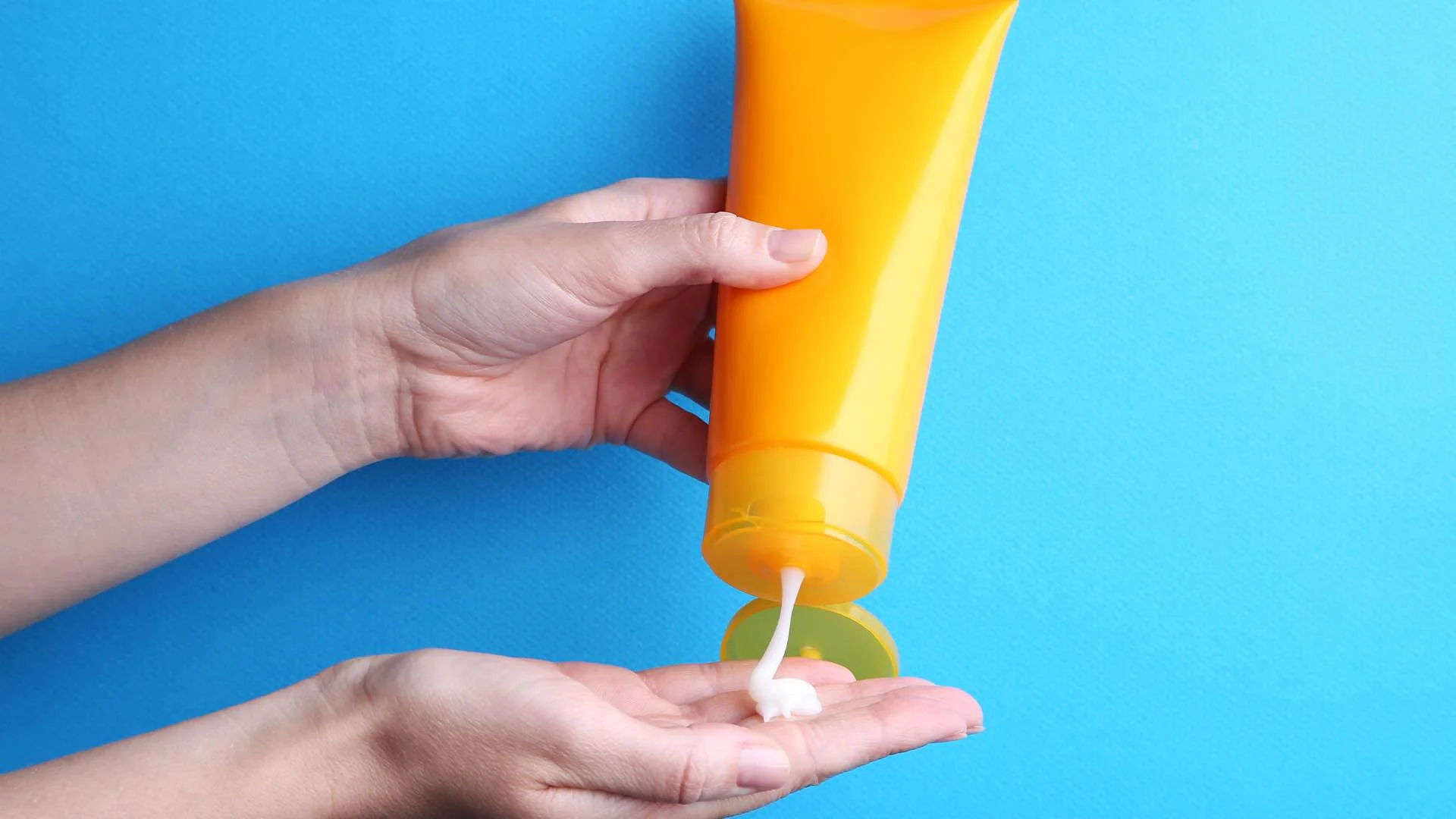 Güneş Kremlerinin Raf Ömrü Ne Kadardır?