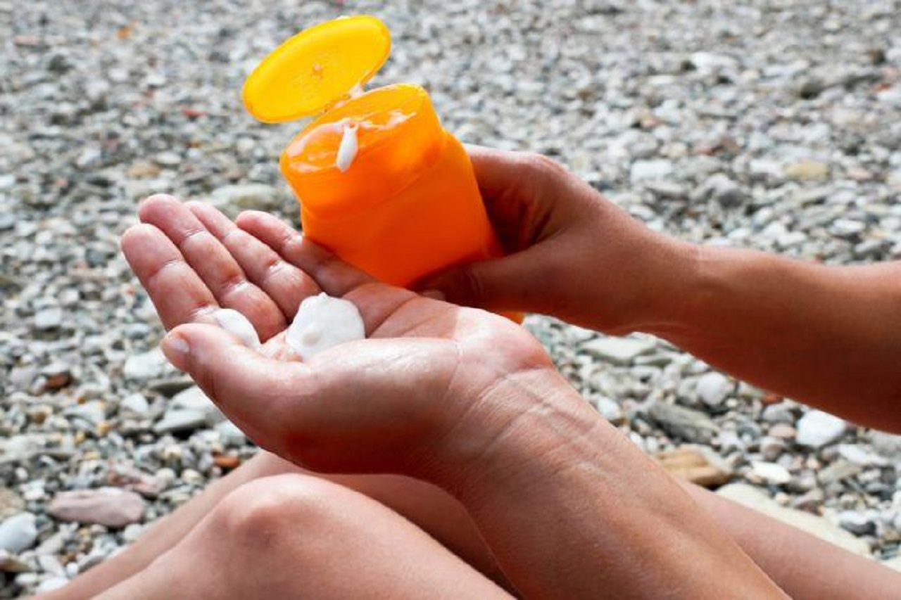 Güneş Kremlerinin Raf Ömrü Ne Kadardır?